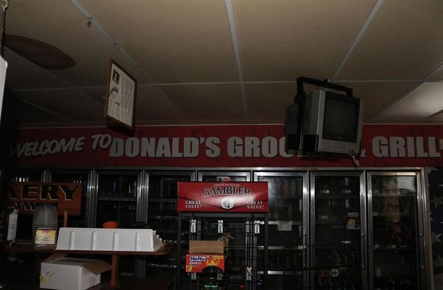 More Photos Of 926 Friendship Rd, Seneca Convenience Store For Lease