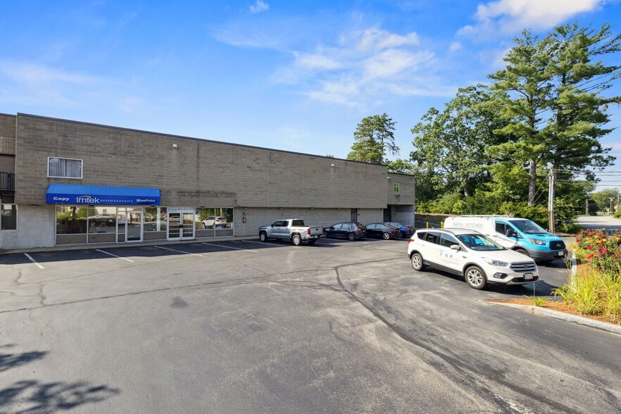 More Photos Of 175 Amherst St, Nashua Freestanding For Lease