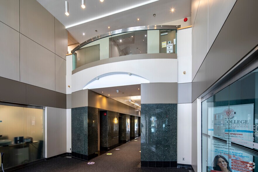 More Photos Of 1450 Meyerside Dr, Mississauga Office For Sale