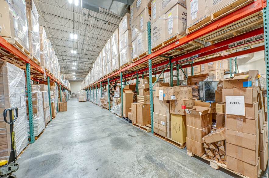 More Photos Of 30 Crossways E, Bohemia Manufacturing For Sale