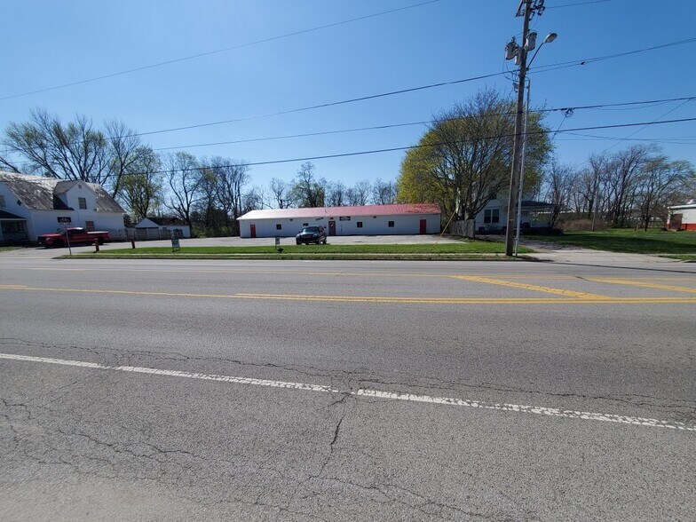 More Photos Of 726 S Blanchard St, Findlay Carwash For Sale