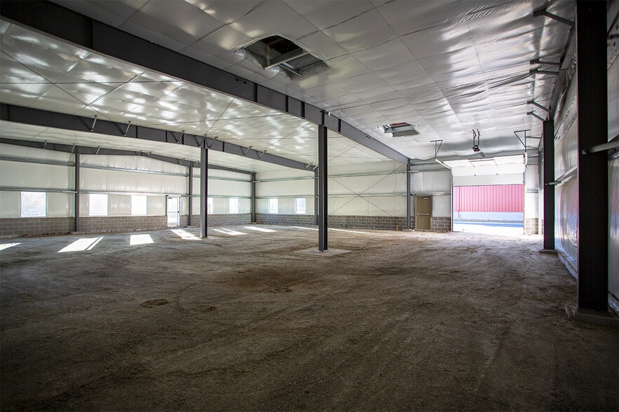 More Photos Of 88 Airport Blvd, Marlborough Warehouse For Sale