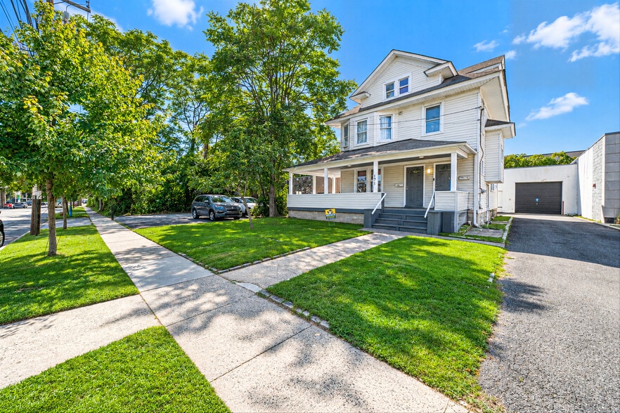 More Photos Of 169-171 Vincent Ave, Lynbrook Manufacturing For Sale