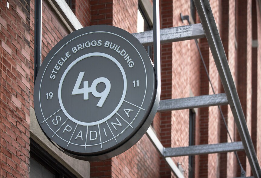 More Photos Of 49 Spadina Ave, Toronto Loft Creative Space For Lease