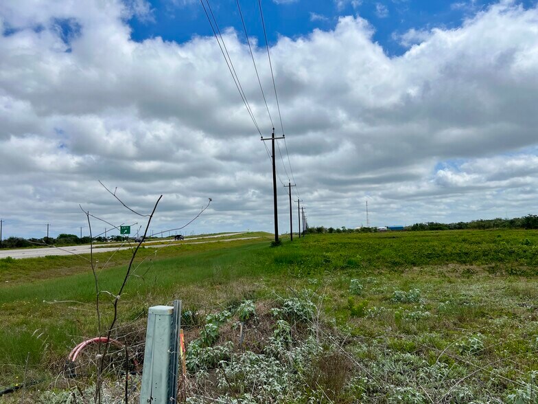 More Photos Of 1352 Lee Rd, Aransas Pass Land For Sale