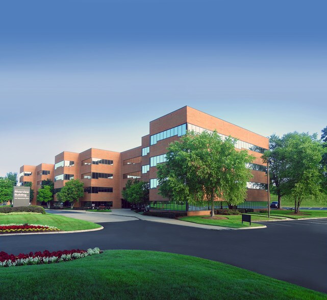 More Photos Of 545 Mainstream Dr, Nashville Office For Lease