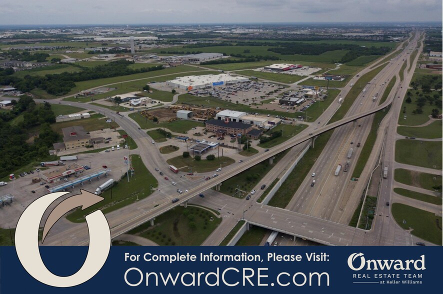 More Photos Of 688 Alliance Pky, Hewitt Medical For Lease