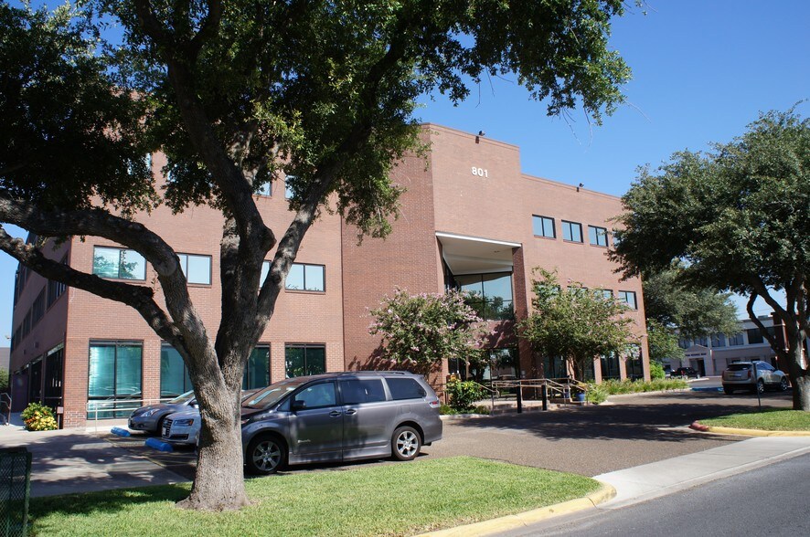 Primary Photo Of 801 W Nolana Ave, McAllen Office For Lease