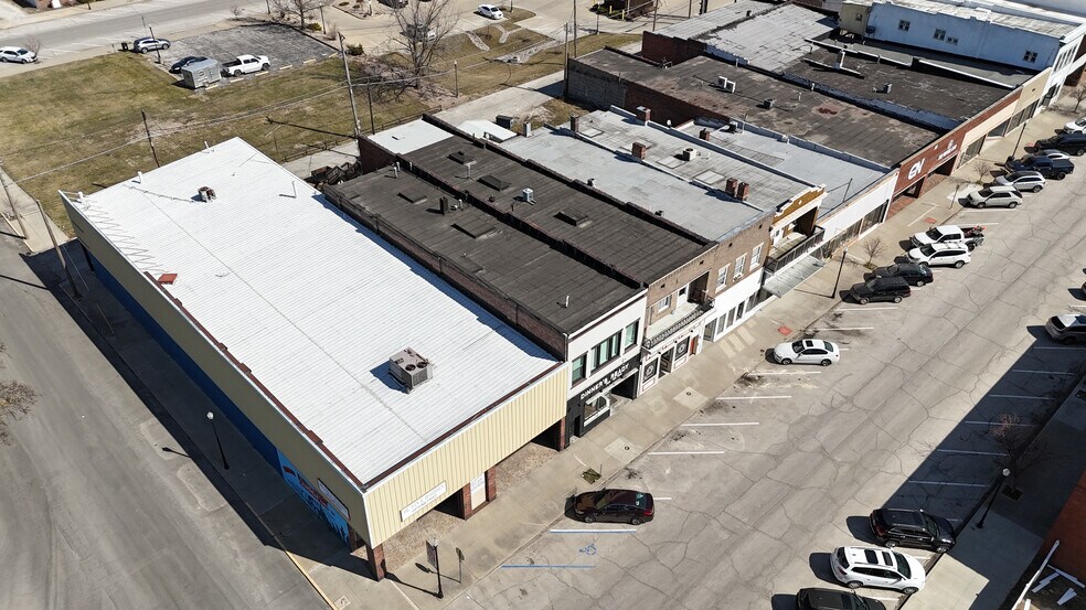 More Photos Of 535 W Reed St, Moberly General Retail For Sale