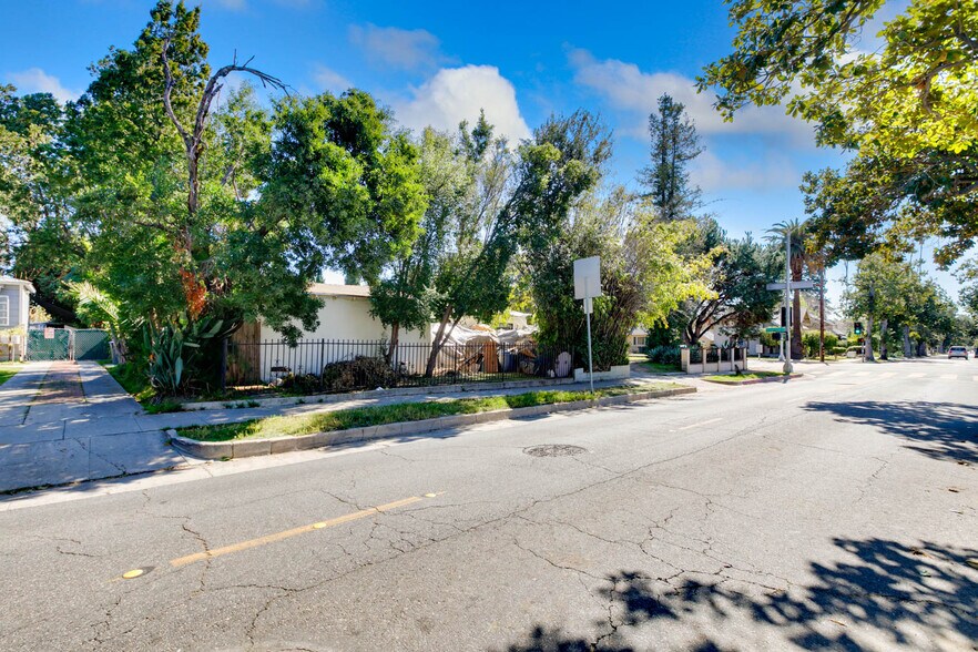More Photos Of 708 N El Molino Ave, Pasadena Land For Sale