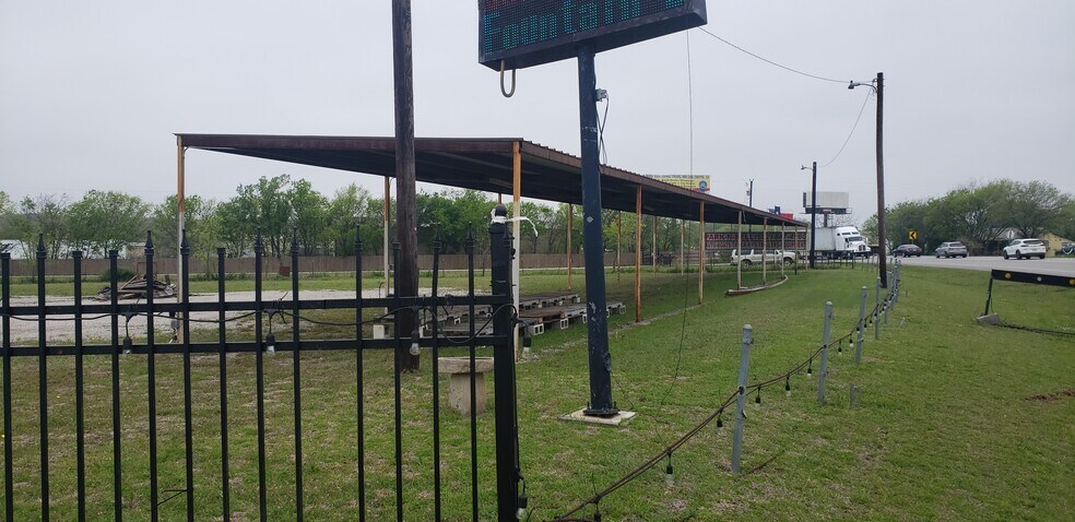 More Photos Of 5400 Conveyor Dr, Cleburne Land For Sale