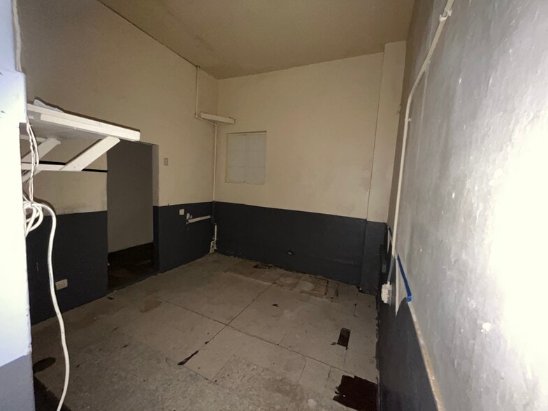 More Photos Of 1524-1526 Solano Ave, Vallejo Storefront For Sale