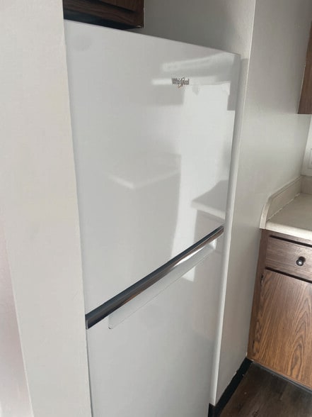 More Photos Of 439 W 25th St, Alliance Apartments For Sale
