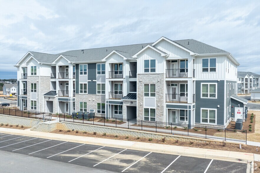 More Photos Of 400 Alex Ridge Dr, Fuquay Varina Apartments For Lease