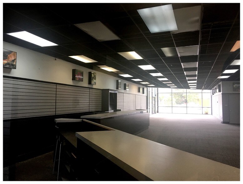 More Photos Of 1375 S De Anza Blvd, Cupertino Restaurant For Sale