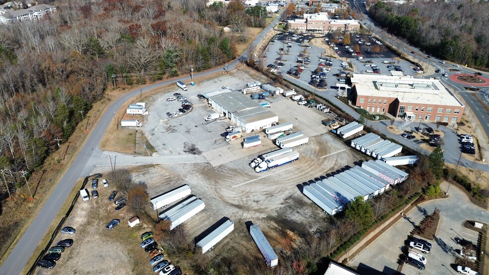 More Photos Of 161 Old Sulphur Springs Rd, Greenville Warehouse For Lease