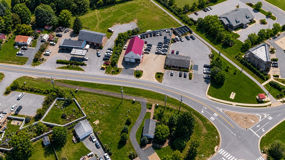 More Photos Of 4 N Berlin Pike, Lovettsville Flex For Lease