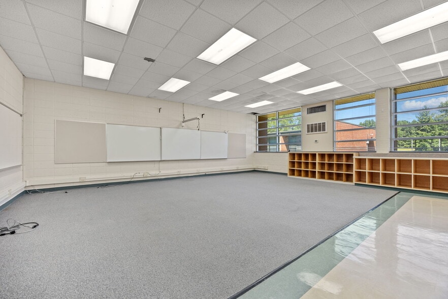 More Photos Of 8967 Cedar Grove School Loop Rd, Nashville Schools For Sale