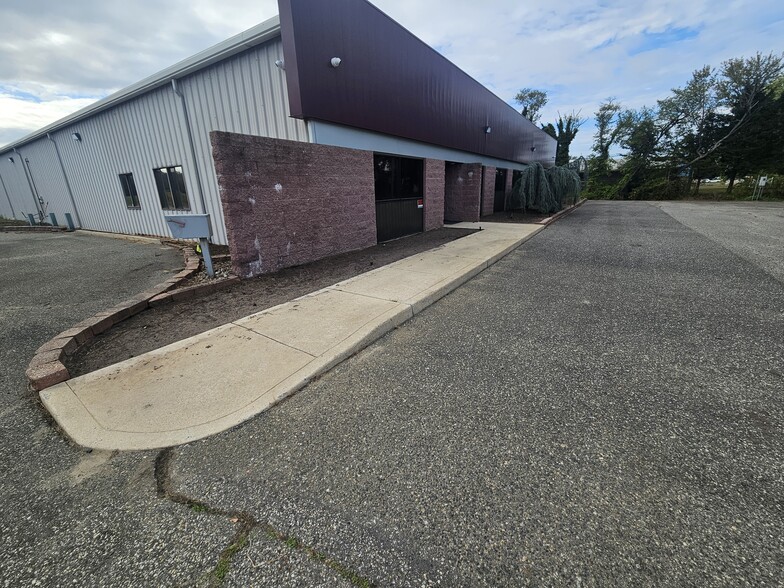 Primary Photo Of 1980 S West Blvd, Vineland Industrial For Lease