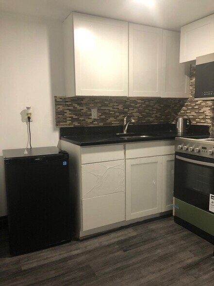 More Photos Of 85 Wilson St, Hamilton Apartments For Sale