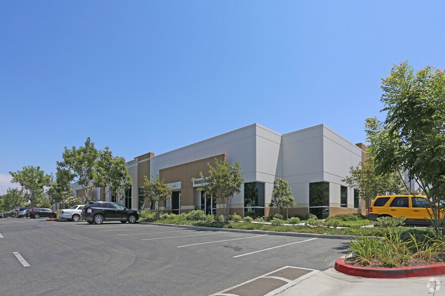 More Photos Of 3133 Tiger Run Ct, Carlsbad Light Manufacturing For Lease