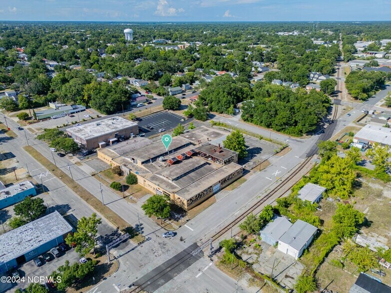 More Photos Of 1315 S 5th Ave, Wilmington Warehouse For Sale