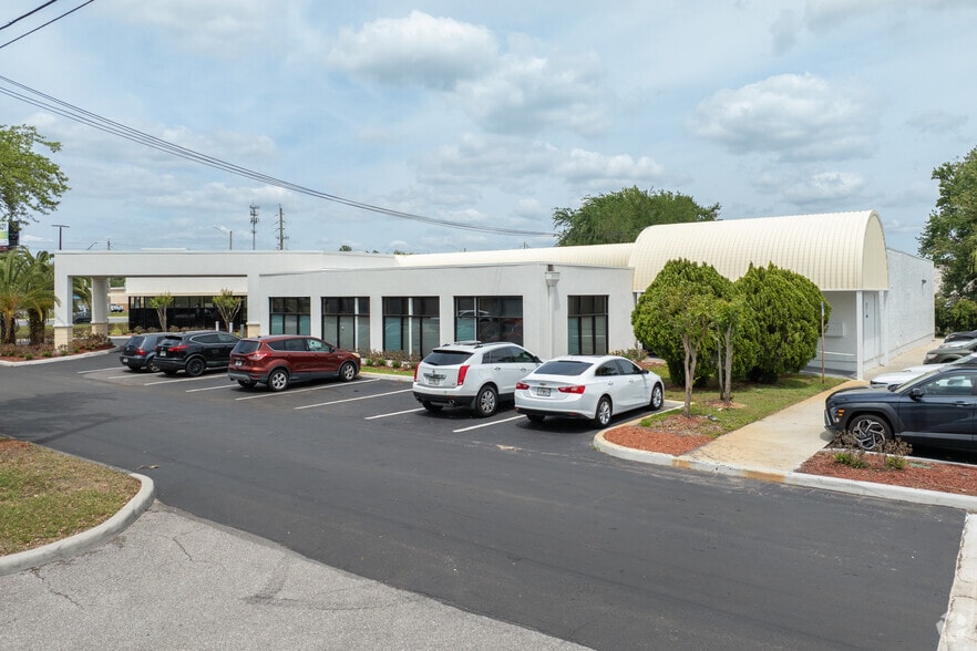 More Photos Of 9765 San Jose Blvd, Jacksonville Medical For Lease