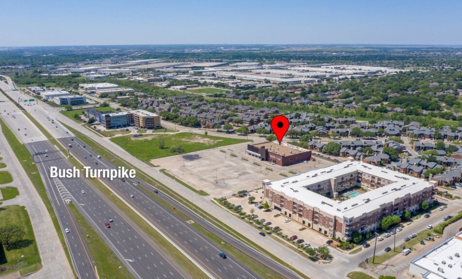 More Photos Of 1130 W Trinity Mills Rd, Carrollton General Retail For Sale