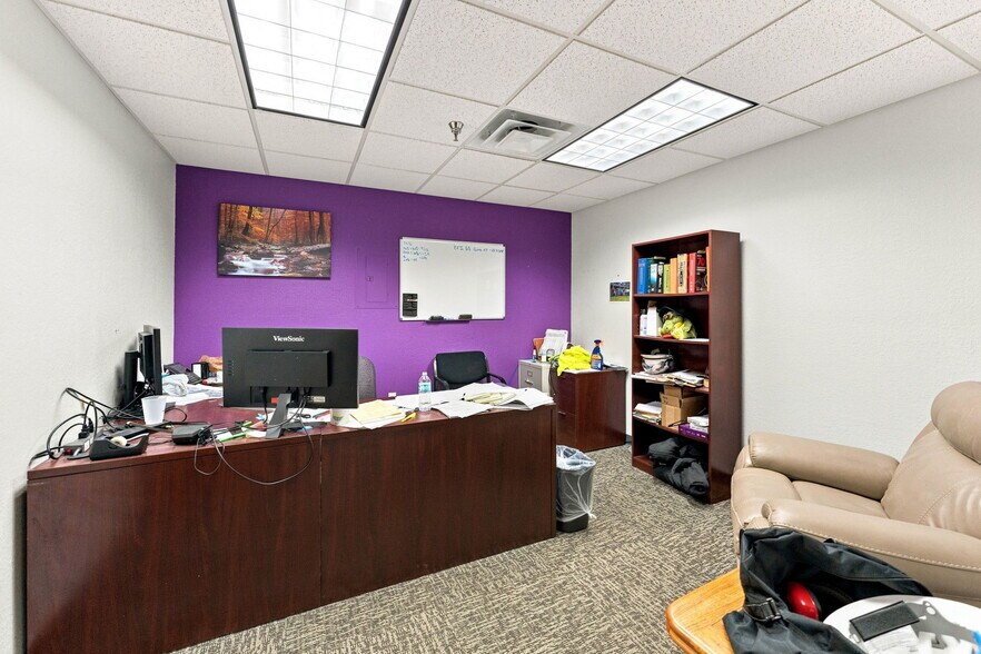 More Photos Of 1365 Hamlet Ave, Clearwater Flex For Lease