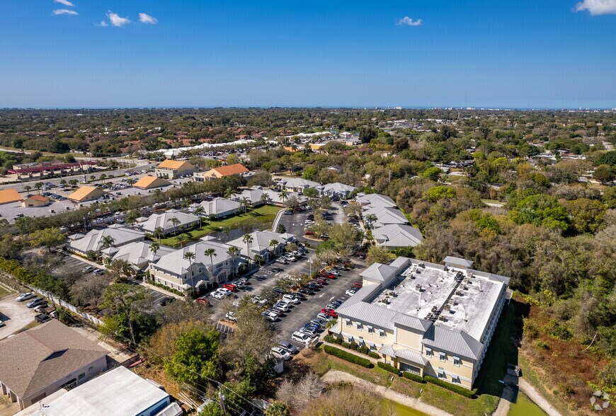 More Photos Of 5602 Marquesas Cir, Sarasota Office For Sale