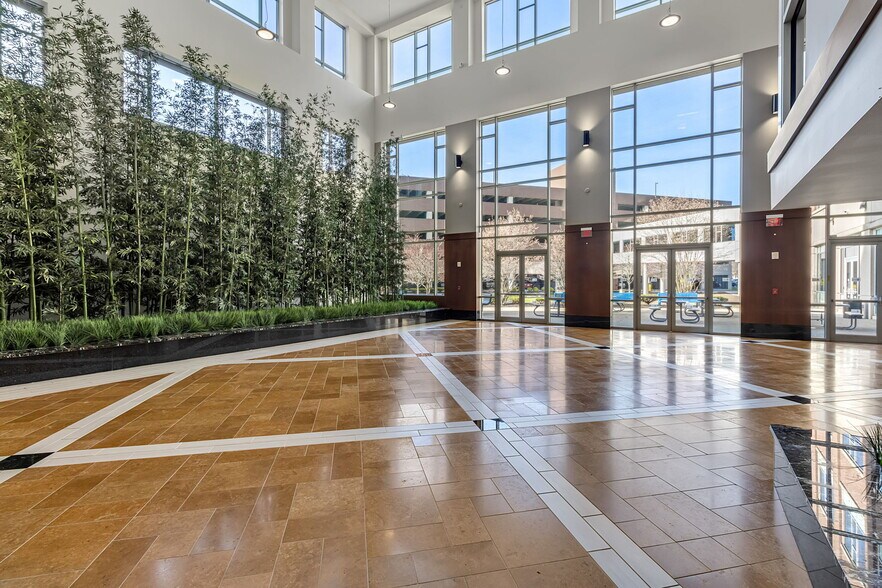 More Photos Of 257 W Genesee St, Buffalo Office For Lease