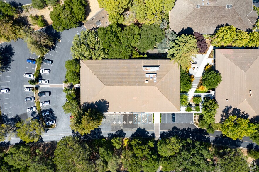 More Photos Of 2730 Sand Hill Rd, Menlo Park Office For Lease