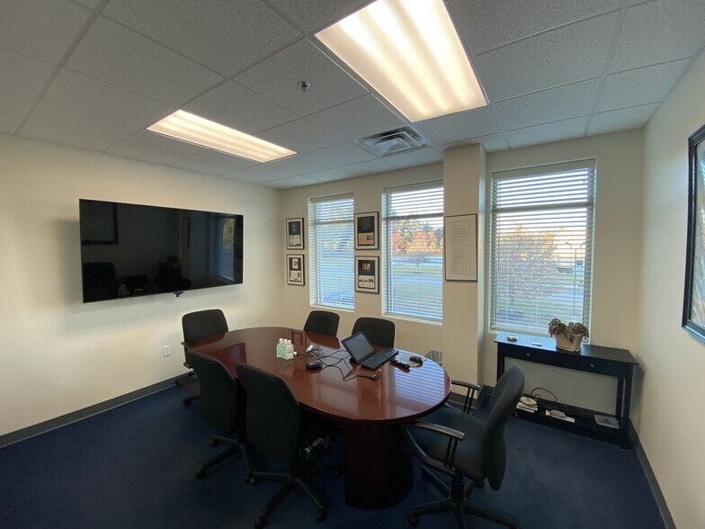 More Photos Of 42 Winter St, Pembroke Flex For Sale