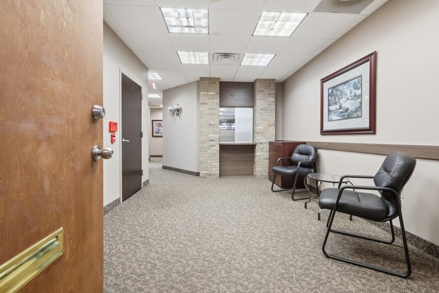 More Photos Of 401 Hamburg Turnpike, Wayne Medical For Sale