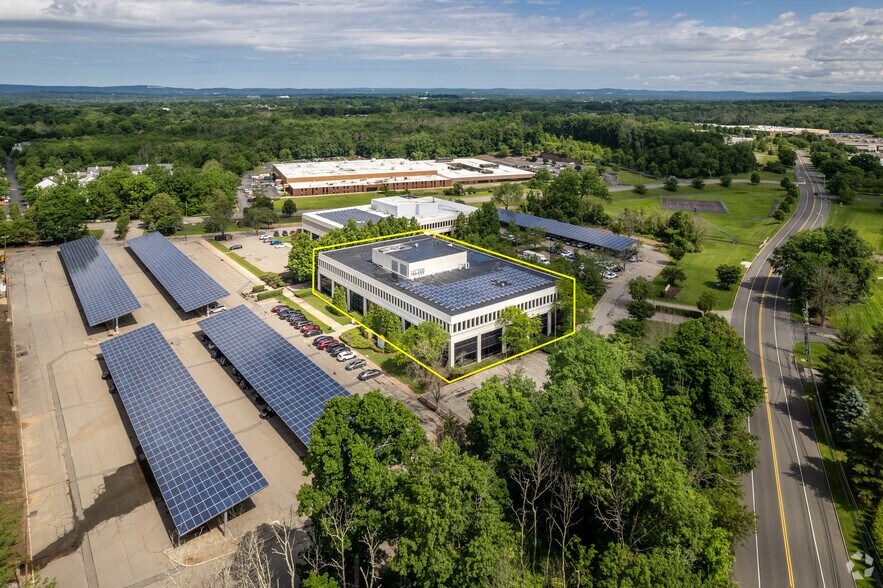 More Photos Of 30 Vreeland Rd, Florham Park Office For Lease