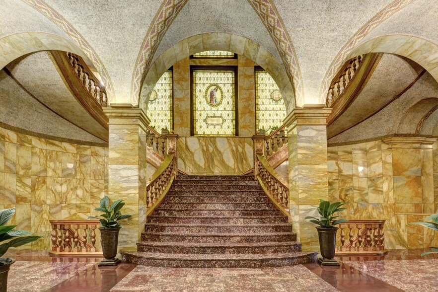 More Photos Of 730 17th St, Denver Office For Sale