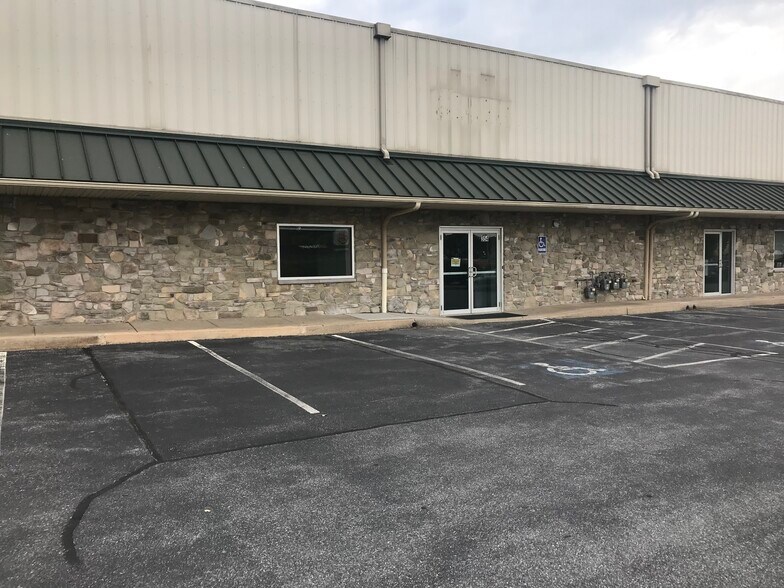 More Photos Of 330 N Reading Rd, Ephrata Unknown For Lease
