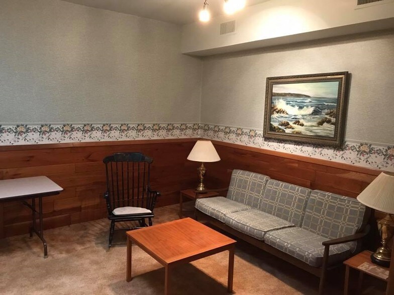 More Photos Of 2 Monument Sq, Woonsocket Medical For Sale