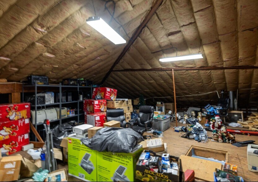 More Photos Of 120-124 Laurel Rd, East Northport Freestanding For Sale