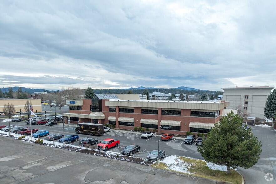 Primary Photo Of 2123 N Government Way, Coeur d'Alene Office For Sale