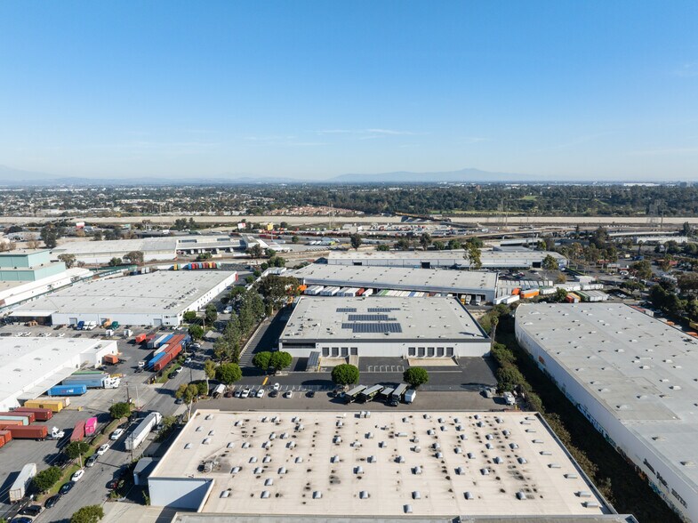 More Photos Of 2850 E El Presidio St, Long Beach Industrial For Sale
