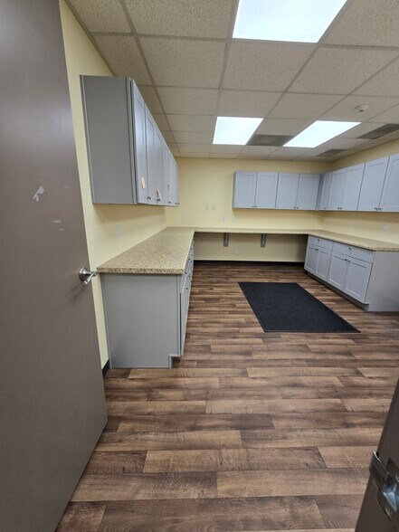 More Photos Of 6344 E Broadway Rd, Mesa Medical For Lease