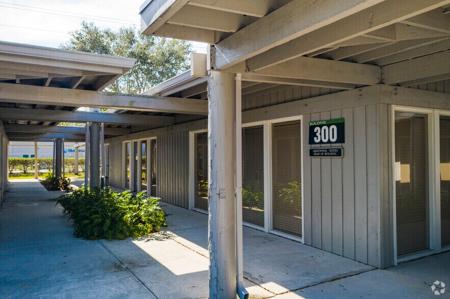 More Photos Of 2901 W Busch Blvd, Tampa Unknown For Lease