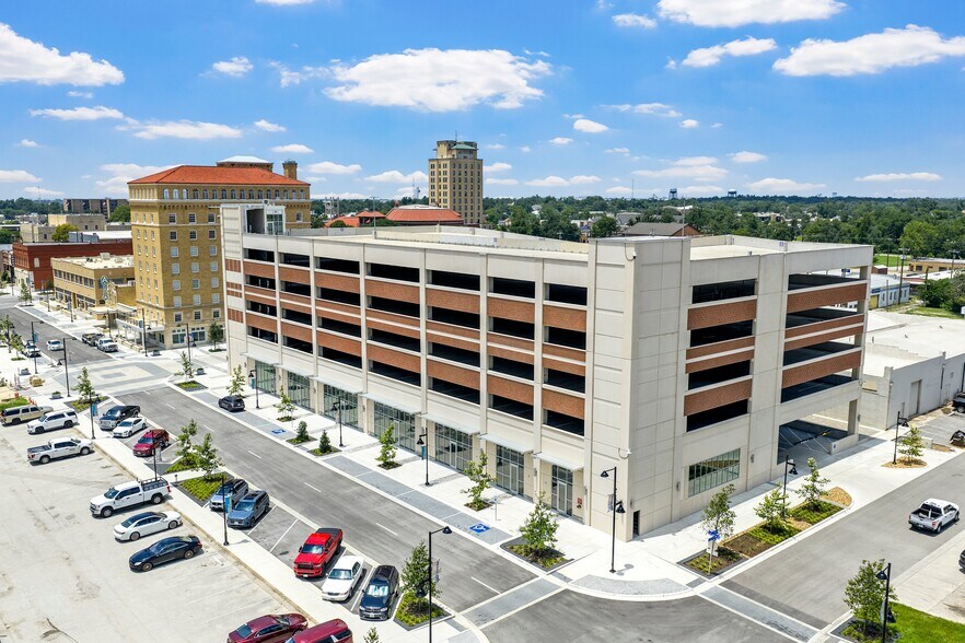 Primary Photo Of 200 W Central Ave, Temple General Retail For Lease