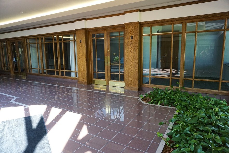 More Photos Of 12220 N Meridian St, Carmel Office For Lease