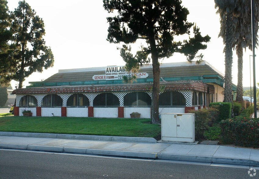 More Photos Of 11037 Warner Ave, Fountain Valley Freestanding For Sale