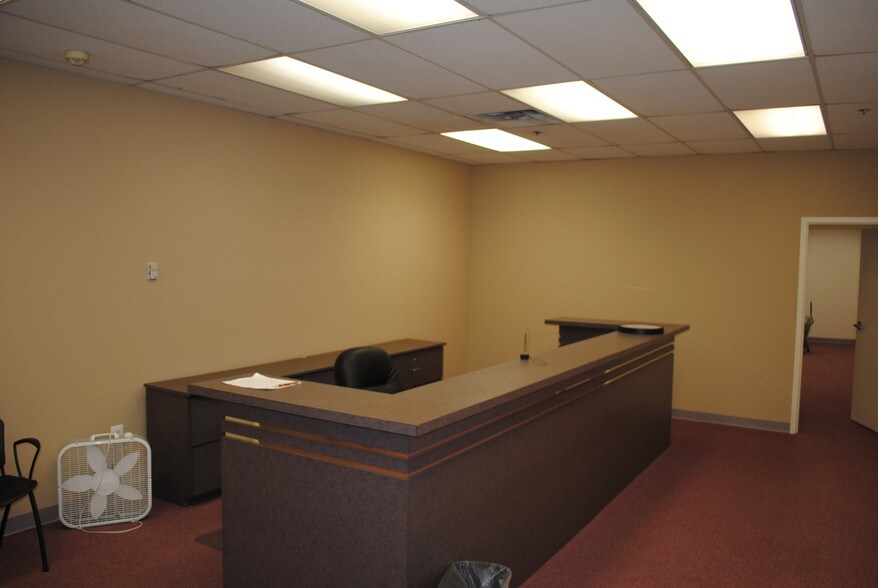 More Photos Of 1115 Garrisonville Rd, Stafford Office For Lease