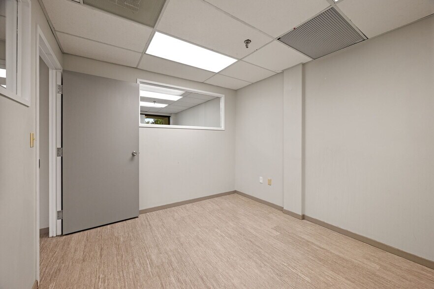 More Photos Of 220 Broadway, Lynnfield Office Residential For Sale