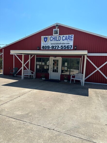 More Photos Of 15911 Fir Rd, Santa Fe Daycare Center For Sale