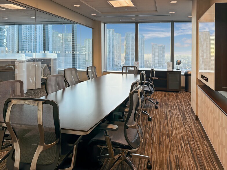 More Photos Of 333 SE 2nd Ave, Miami Office For Lease